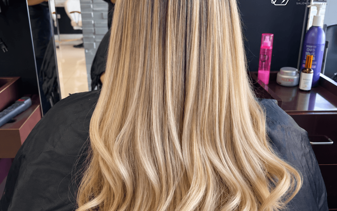 Dark-to-Blonde Balayage & Foilayage in Tijuana: How Master Stylists Protect Your Hair