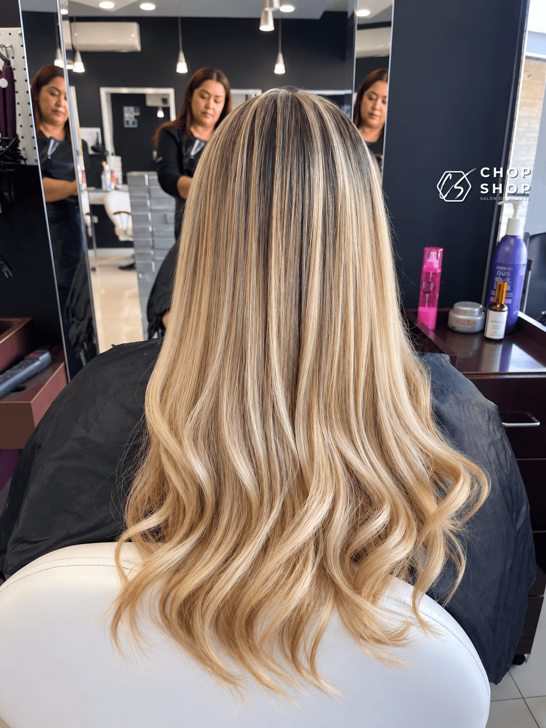 Balayage hair coloring and dimensional highlights Tijuana salon
