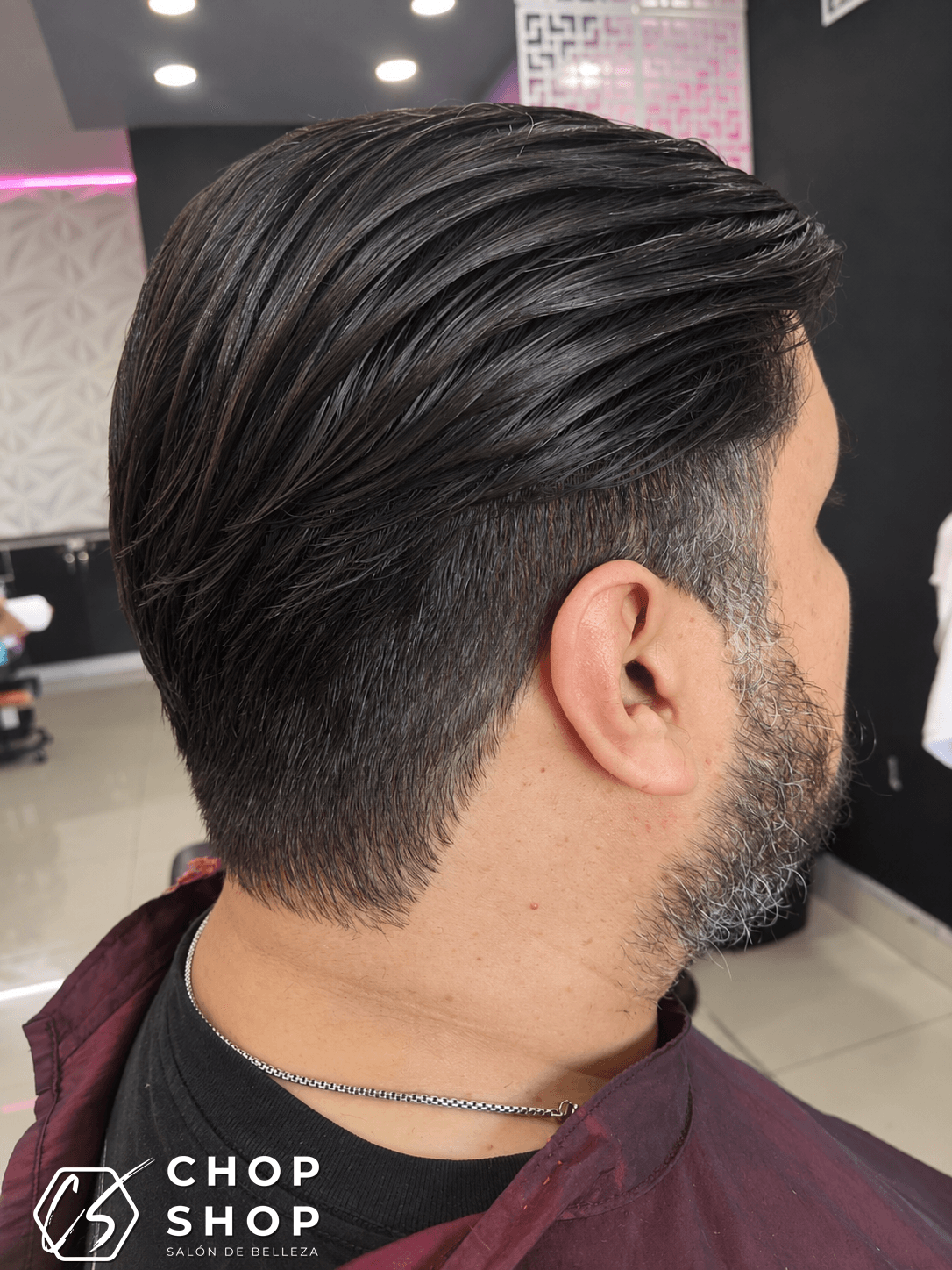 Beard Shaping and Grooming Tijuana Precision beard trim and line-up in Tijuana barber shop